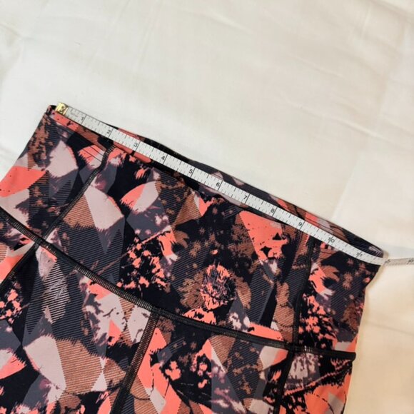 Lululemon Speed Up Tight 28" Size 6 Translucence Alpine White Multi w/ Pockets - Picture 10 of 12